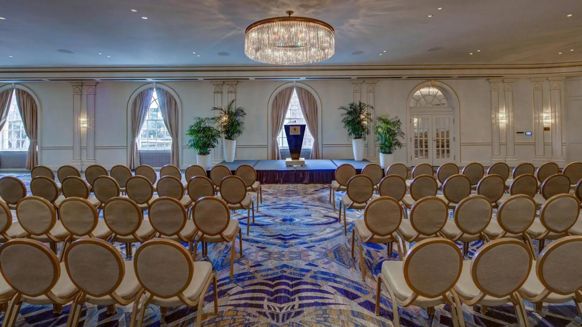 The Historic Cavalier Hotel And Beach Club Autograph Collection Virginia Beach 4*,